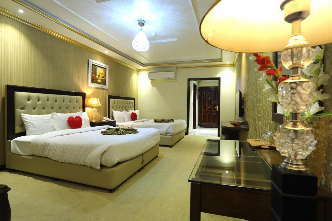 Rachna Hotel Gujranwala 외부 사진