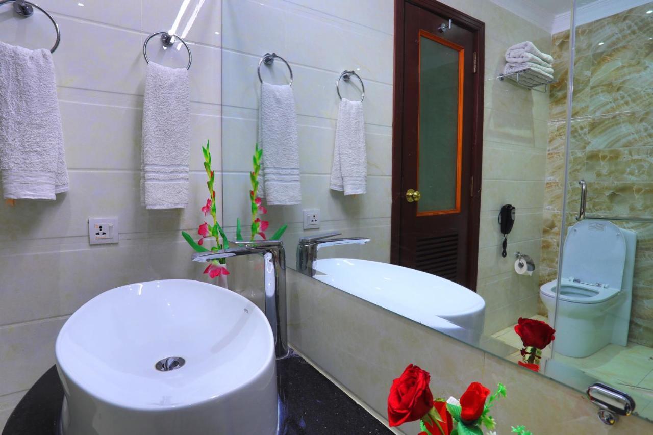 Rachna Hotel Gujranwala 외부 사진